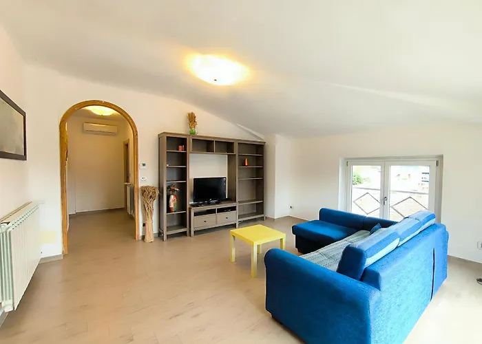 Apartament Adriana *